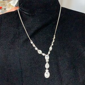 Silver crystal necklace